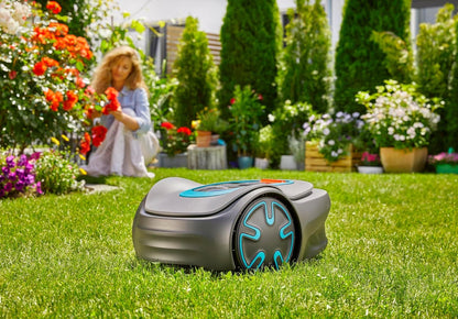 Gardena Sileno minimo Robotic Lawnmower 250 m²: Intelligent Lawnmower with Optimal Connectivity, Programmable with Gardena Bluetooth App, DE Version (15201–20)